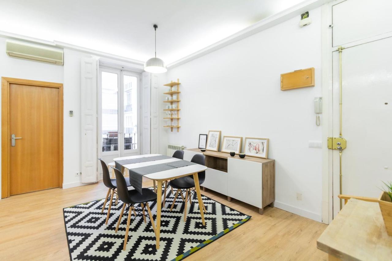Dobo Homes - Zu84 Madrid Luaran gambar
