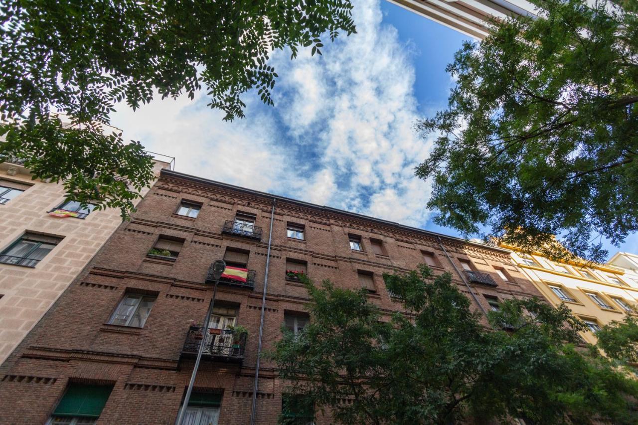 Dobo Homes - Zu84 Madrid Luaran gambar