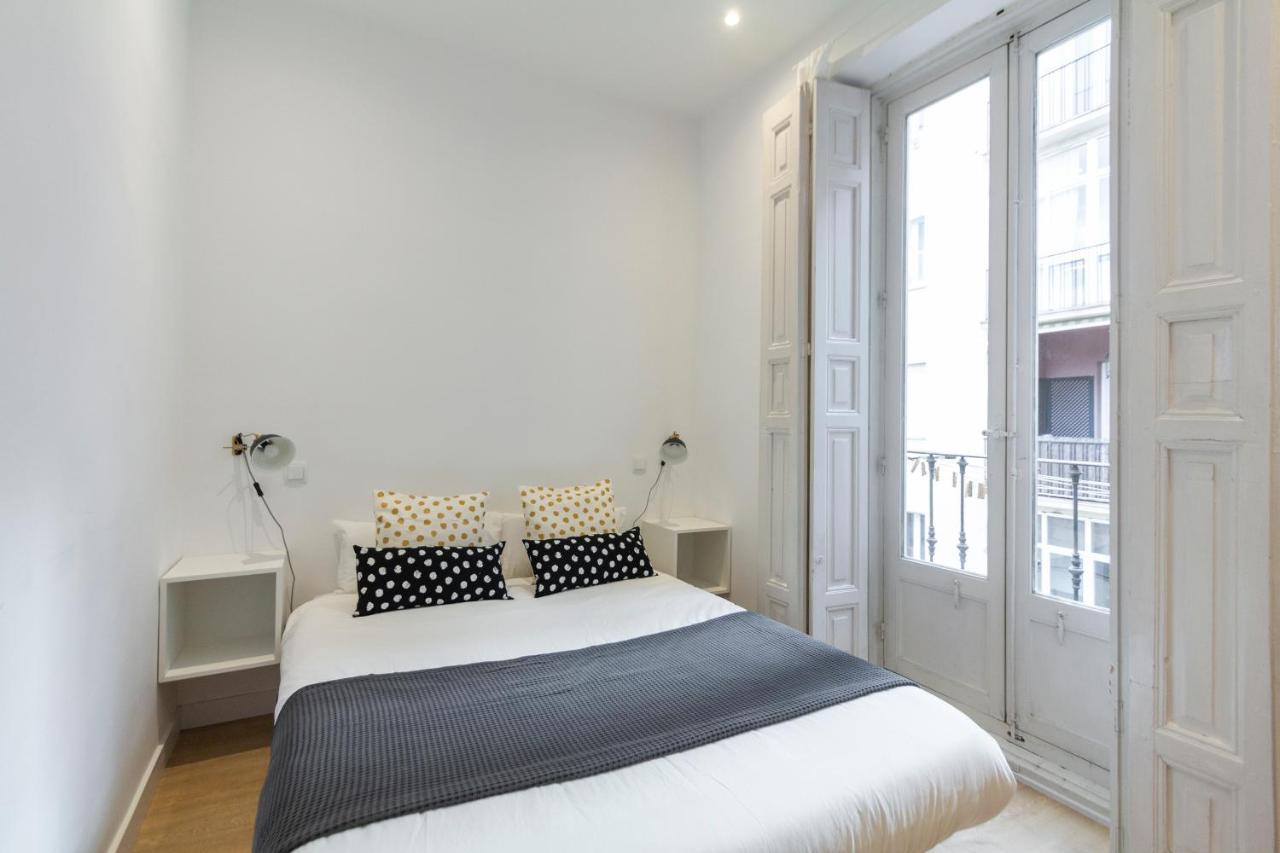 Dobo Homes - Zu84 Madrid Luaran gambar