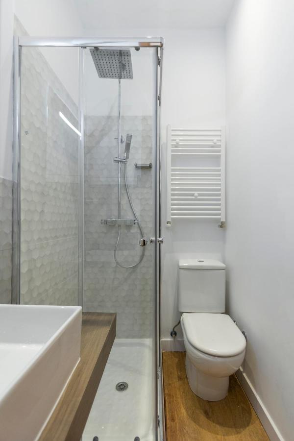 Dobo Homes - Zu84 Madrid Luaran gambar